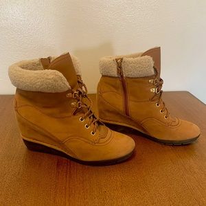 Rockport Adiprene by Adidas leather wedge boots with fur